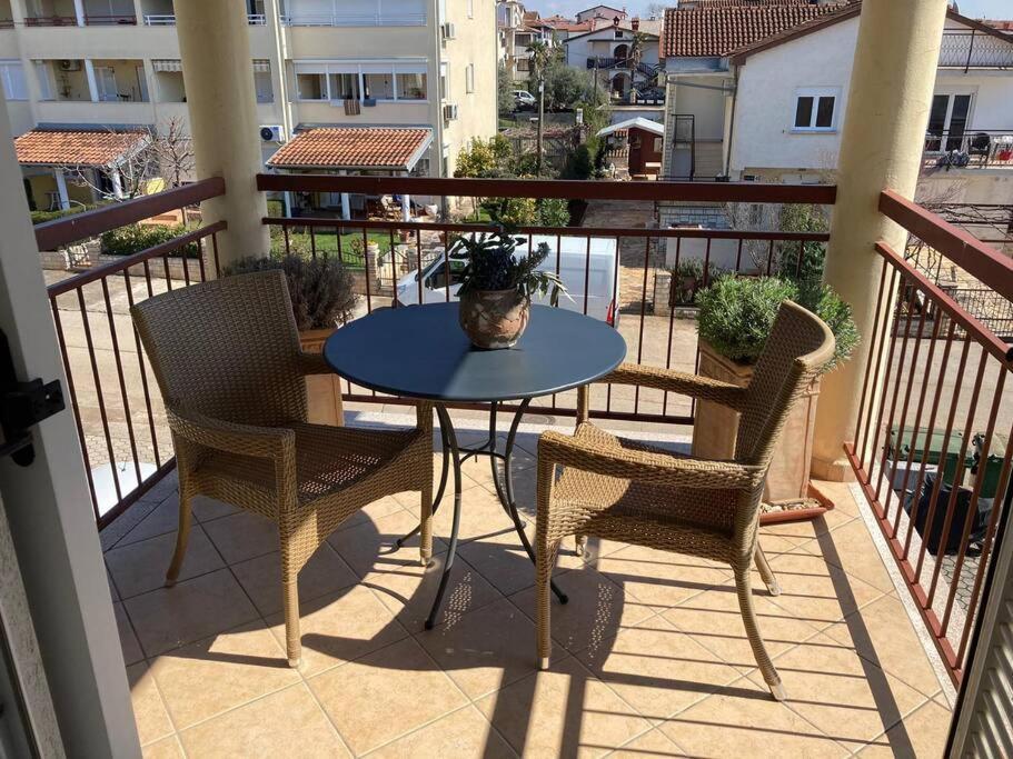 Dachgeschoss-Apartment "Andemi" In Istrien Novigrad Istria المظهر الخارجي الصورة