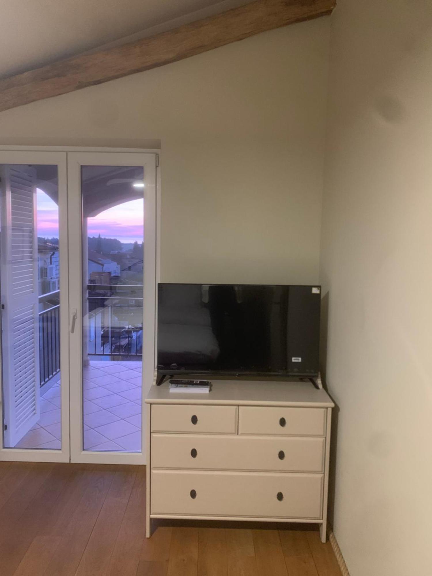 Dachgeschoss-Apartment "Andemi" In Istrien Novigrad Istria المظهر الخارجي الصورة
