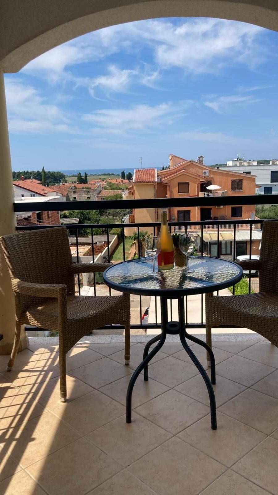 Dachgeschoss-Apartment "Andemi" In Istrien Novigrad Istria المظهر الخارجي الصورة